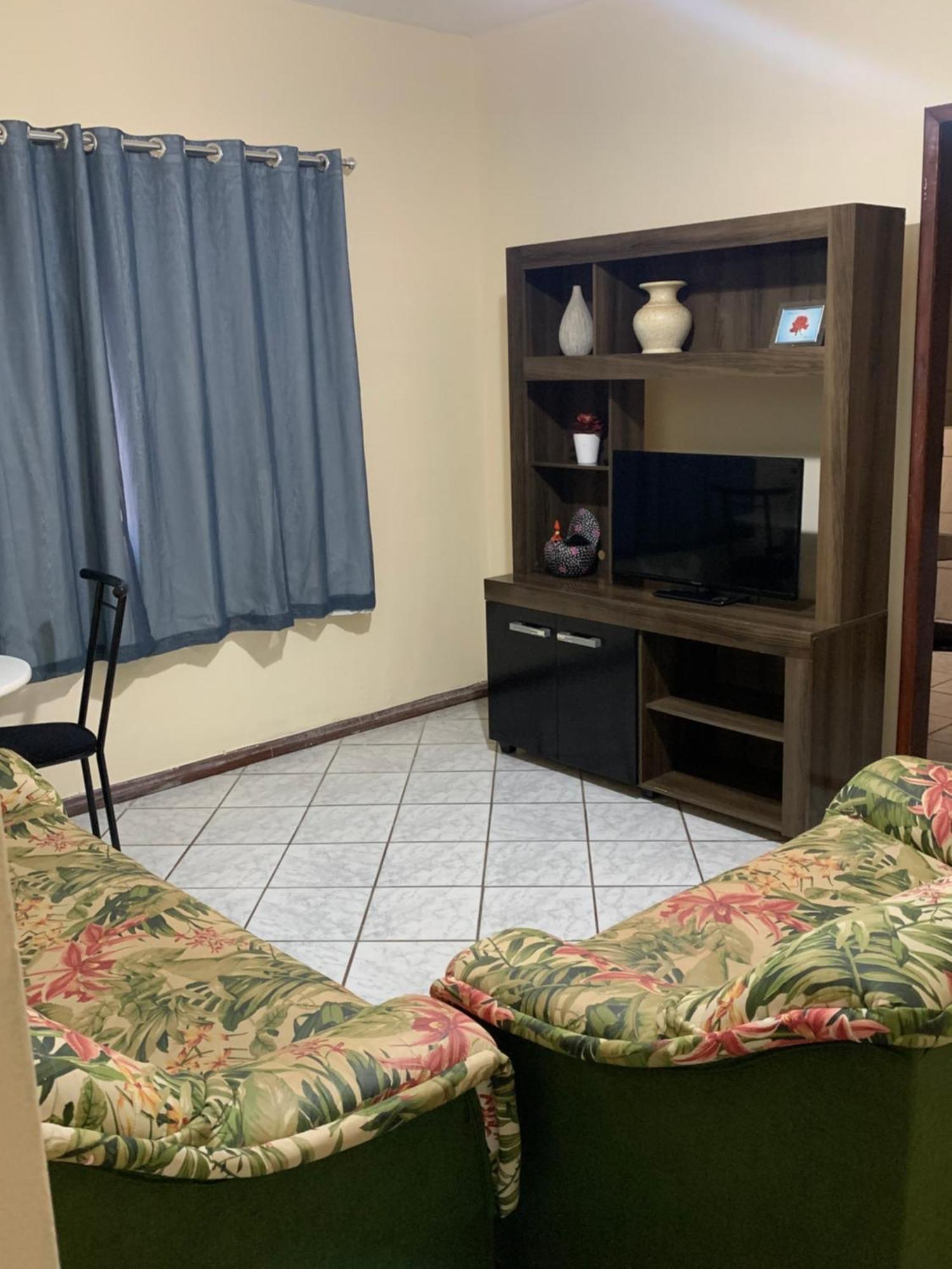 Solar De Bruna - Apartamento Com 2 Qts - 1 Suite - Garagem Coberta - Wi-Fi - Netflix - Acomoda 6 Pessoas A 70 Metros Da Praia Guarapari Exterior photo